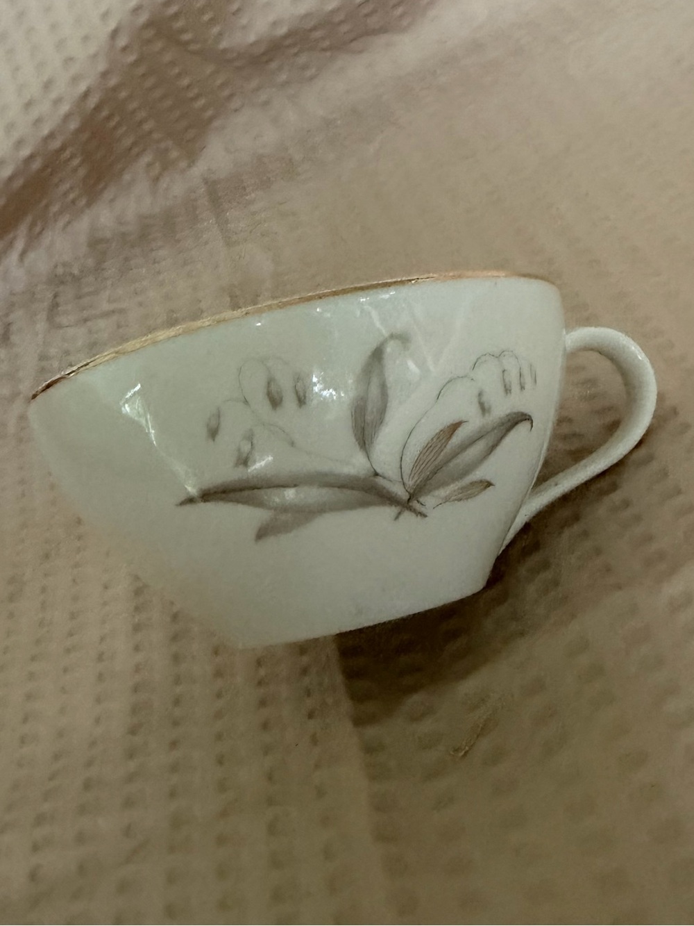 1961 Kaysons Fine China “Golden Rhapsody” Vintage Floral Teacup
